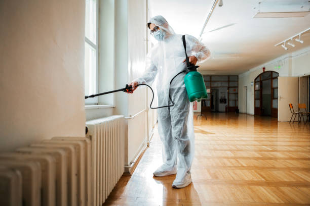 Best Commercial Pest Control Services  in Gwinn, MI